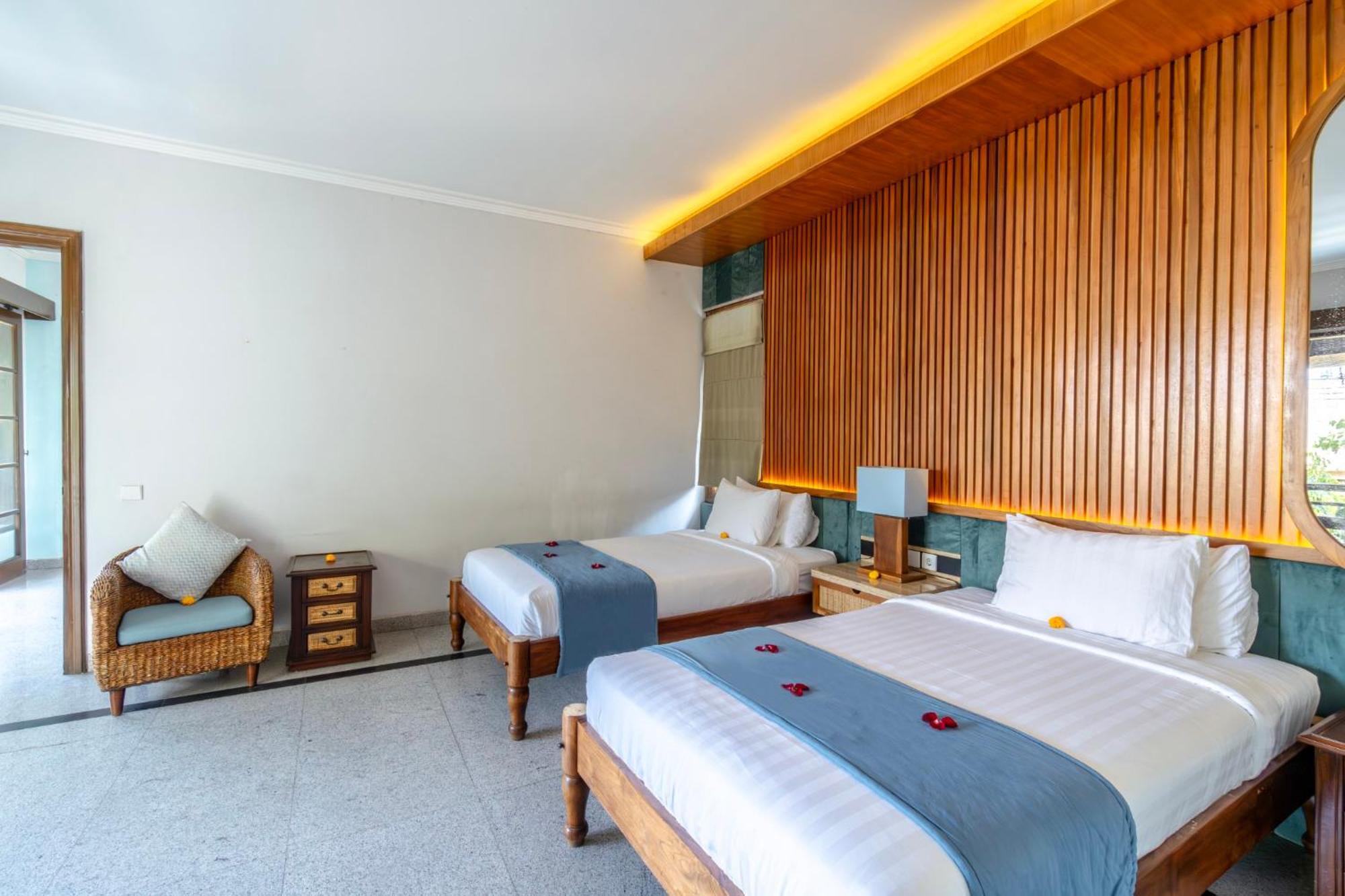 Kecapi Villa Seminyak By Ini Vie Hospitality Екстериор снимка