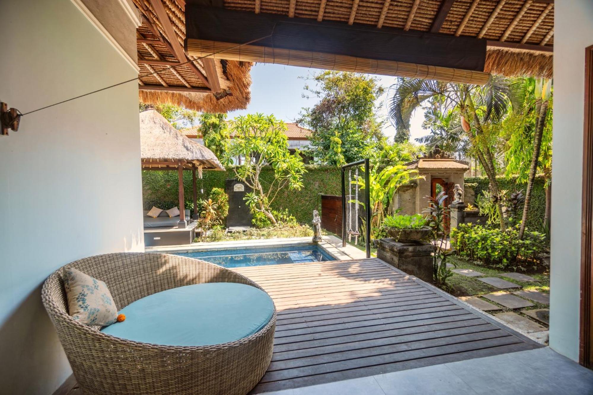Kecapi Villa Seminyak By Ini Vie Hospitality Екстериор снимка