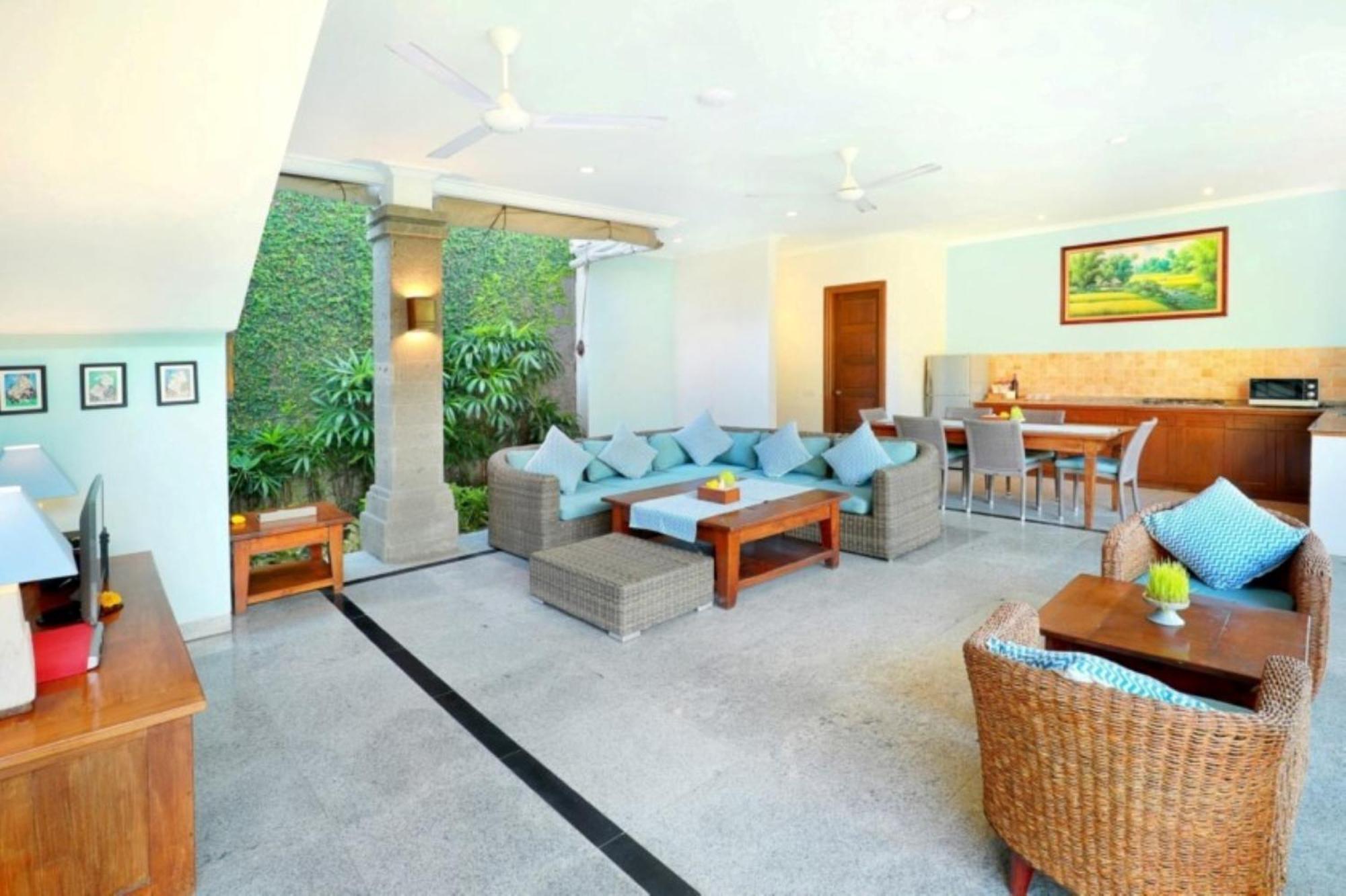 Kecapi Villa Seminyak By Ini Vie Hospitality Екстериор снимка